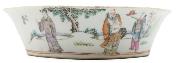 Chinese Qing Dynasty Famille Rose Porcelain Shaving Bowl