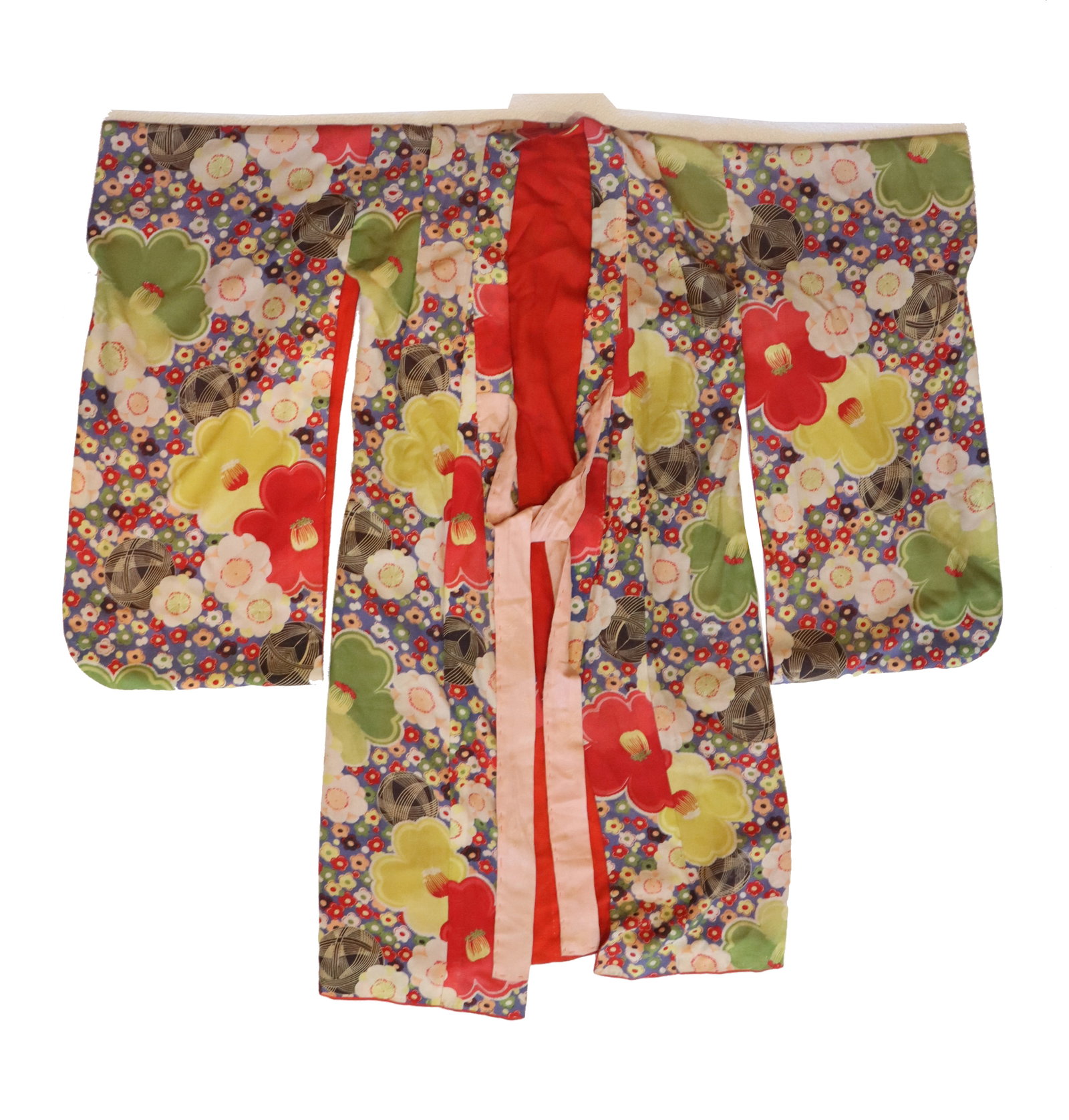 Japanese Floral Patterned Haori or Kimono: The haori originated in the Muromachi period (1336–1573) initially as a type of short coat worn by men, particularly samurai, over their armor for warmth and protection. Over time, it transition
