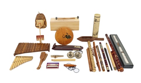 (24) Vintage Miscellaneous Musical Instruments