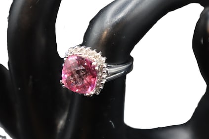 14k Gold, Diamond, and Pink Topaz Ring - Gross 6.2 g.