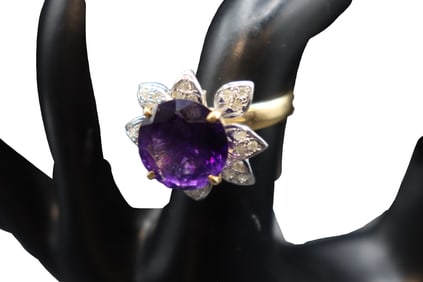14k Gold, Diamond, and Amethyst Ring - Gross 7.8 g.