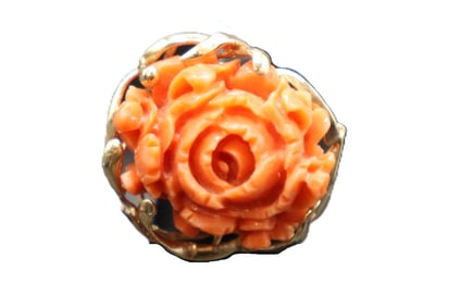 Marked 585 (14k) Gold and Coral Ring - Gross 7 g.