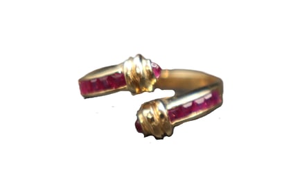 Marked 14k Gold And Ruby Ring - Gross 2.7 g.