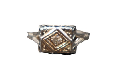 Marked 14k Gold And Diamond Ring - Gross 2.7 g.
