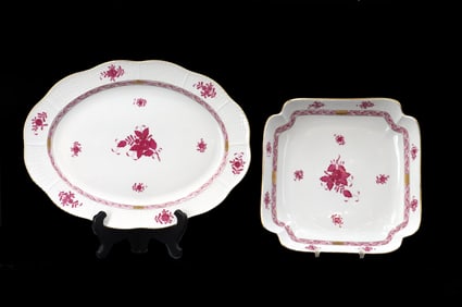 (2) Herend Hungary Chinese Bouquet Apponyi Raspberry Pink Porcelain Serving Plates Platters