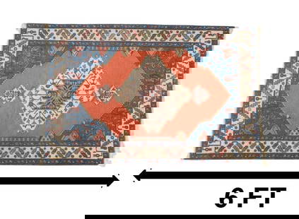 Long Persian Bakshaish Wool Rug: Long Persian Bakshaish Wool Rug.&nbsp; Condition: Excellent.&nbsp; Size:&nbsp;4&#39; x 6&#39;&nbsp; &nbsp;  Bakshaish rugs and carpets are from the village of Bakshai