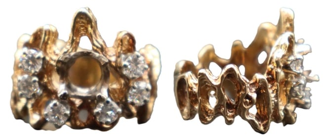 Tested 14k Gold and Diamond Ring - Gross 8.1 g.