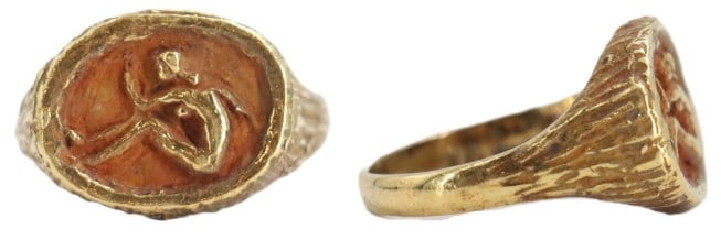 18k Gold Female Form Insignia Ring - 8.1 g.