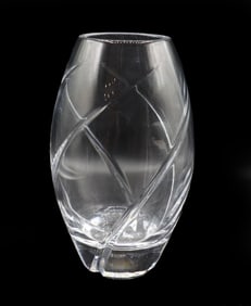 Tiffany & Co. Flower Optic Swirl Cut Crystal Vase