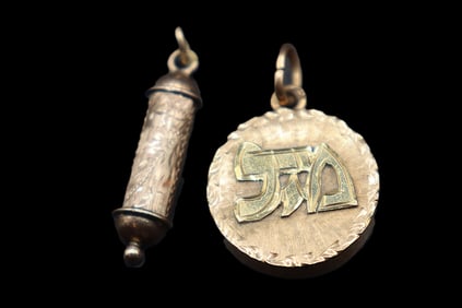 (2) Marked 14k Gold Pendants/Charms - Gross 4.7 g.