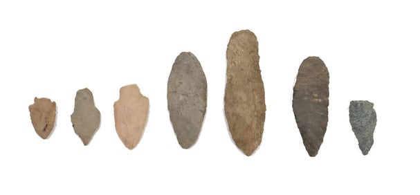 (7) Loose Native American Arrowheads