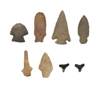 (8) Loose Native American Arrowheads