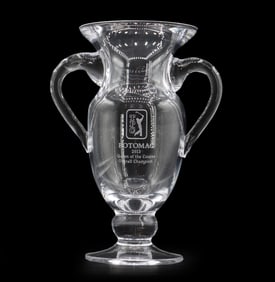 Tournament Players Club Potomac 2013 Art Glass Vase Trophy
