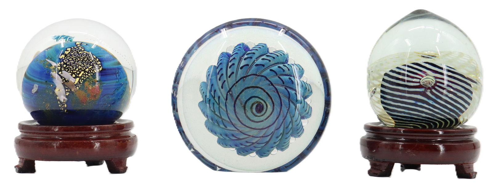 (3) Art Glass Paperweights Signed and Dated by American Glassmakers (1 of 18)