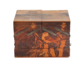 Circa 1930s-40s Japanese Lacquered and Inlaid Small Wood Unfolding Jewelry Box