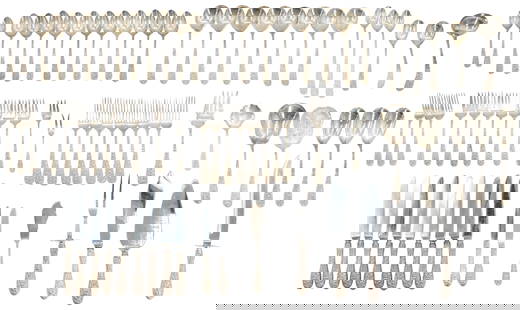 (70) Stieff Sterling Silver Piece Set - Gross 88.96 ozt.: (70) Stieff Sterling Silver Piece Set. Rose pattern. Includes box. Lot includes: 2 teaspoons, 11 tablespoons, 8 soup spoons, 3 ice tea spoons, 9 serving spoons, 10 forks, 8 dinner forks, 3