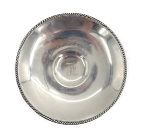 Graff, Washbourne & Dunn Sterling Silver Footed Bowl - 14.715 ozt.