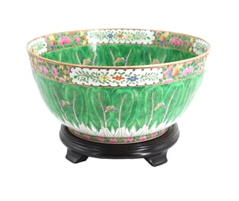 19th Century Chinese Famille Vert Punchbowl