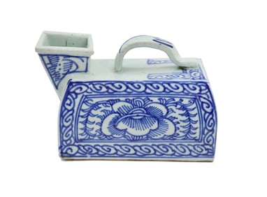 Chinese Blue and White Porcelain Ewer