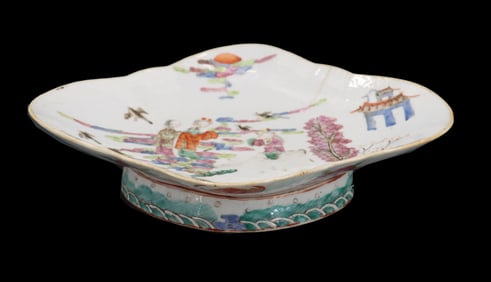 Chinese Famille Verte Porcelain Offering Dish