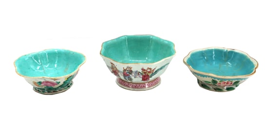(3) Chinese Famille Rose Porcelain Bowls