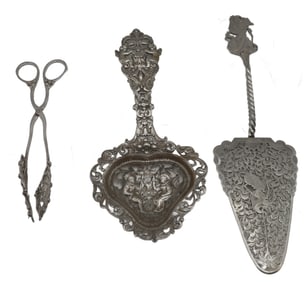 Group of (3) 800 Silver Reticulated and Repousse Serving Pieces - 6.47 ozt.
