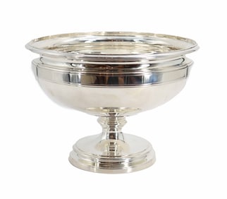 Tiffany & Co. Sterling Silver Pedestaled Punch Bowl - 93.175 ozt.