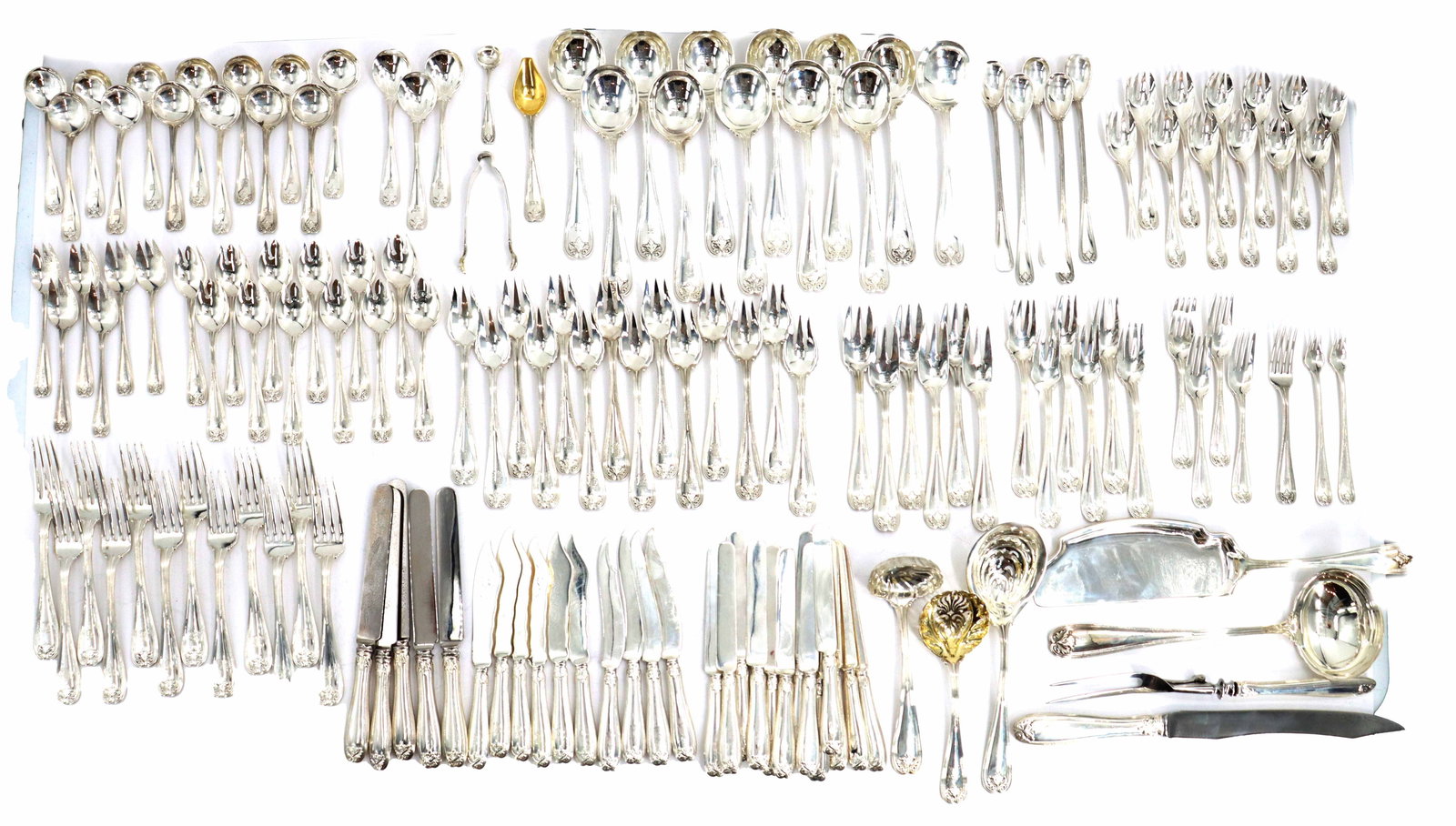 (146) Tiffany & Co. Sterling Flatware Pieces - Gross 246.57 ozt. (1 of 19)