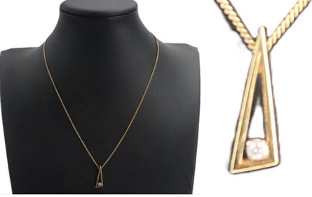 One 18k Gold Chain and Pendant - Gross 4.3 g.