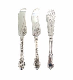 (3) Wood & Hughes Sterling Silver Fish Knives - 4.030 ozt.