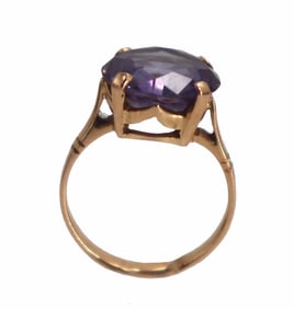 Tested 14k Gold and Alexandrite Ring - Gross 4.2 g.