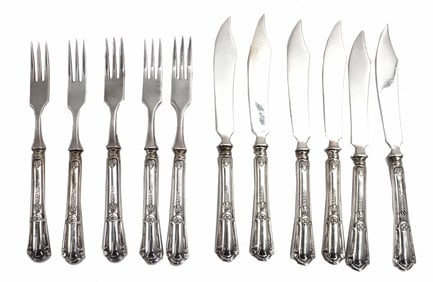 (11) 800 Silver Flatware Pieces - Gross 7.940 ozt.