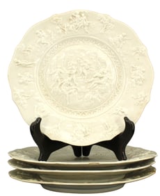 Group of 4 (1770-1830) Richard Ginori Capodimonte White Decorative Plates