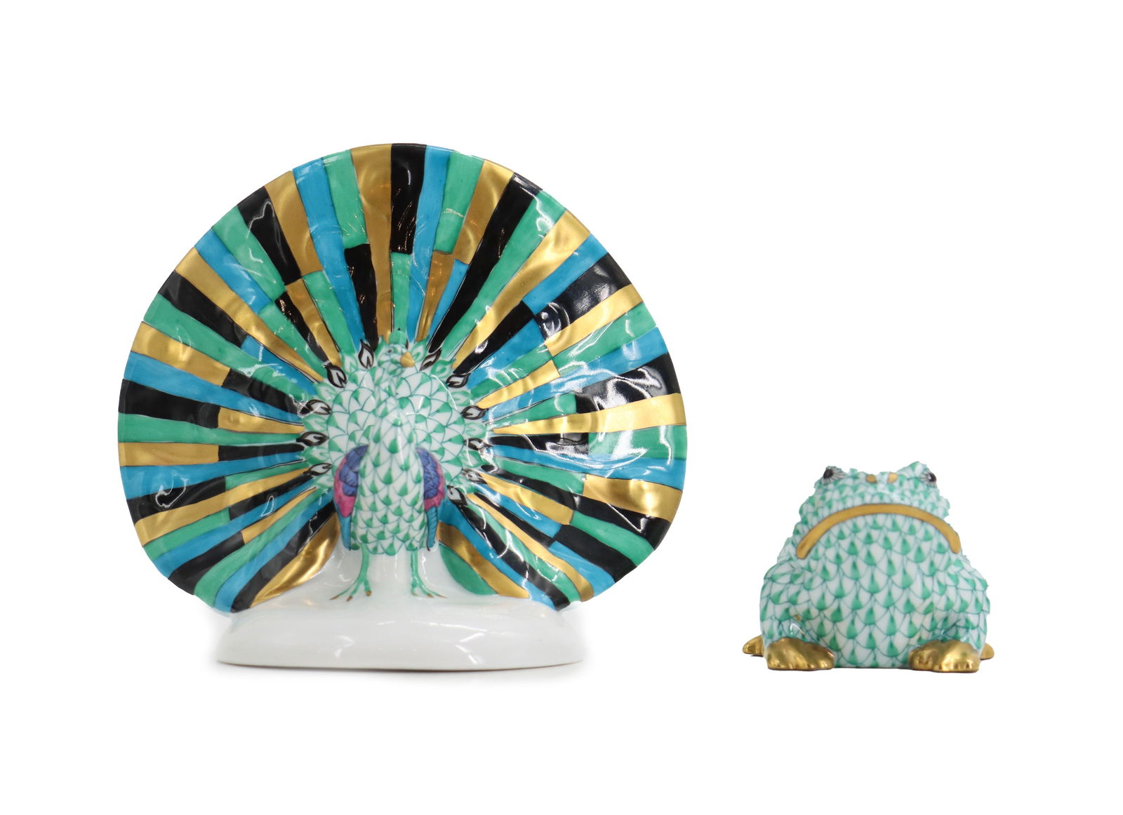 (2) Herend Hungary Green Fishnet Porcelain Figures, Frog and Peacock (1 of 18)