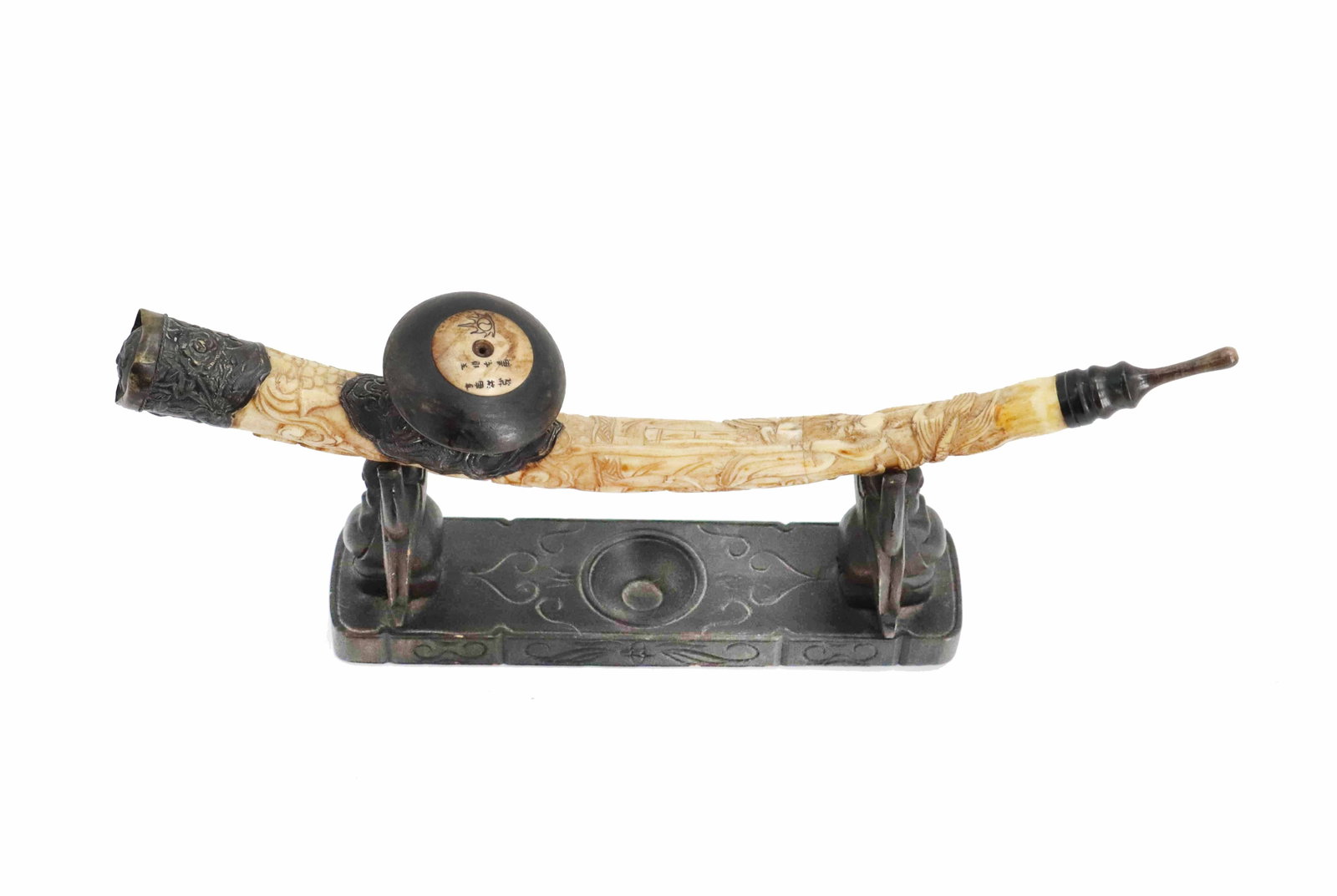 Antique Chinese Scrimshaw Bone Opium Pipe with Wood Stand and Metal Fittings: Antique Chinese Scrimshaw Bone Opium Pipe with Wood Stand and Metal Fittings. Delicate details carved into the bone and the wood, with kanji on the top smoke vent. Size: 13 x 2 x 5 1/4 in.&