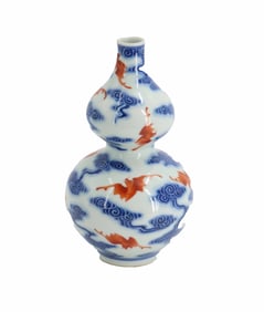 Chinese Double Gourd Porcelain Vase