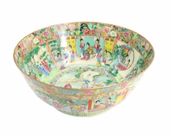 Large 19th Century Chinese Export Famille Rose Bowl