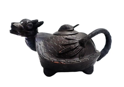 Chinese Yixing Zisha Terracotta Tea Pot