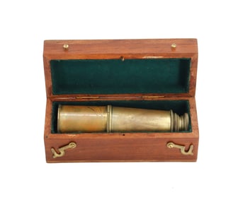 Circa 1900 Thomas J. Evans London Brass Telescope in Original Wood Box