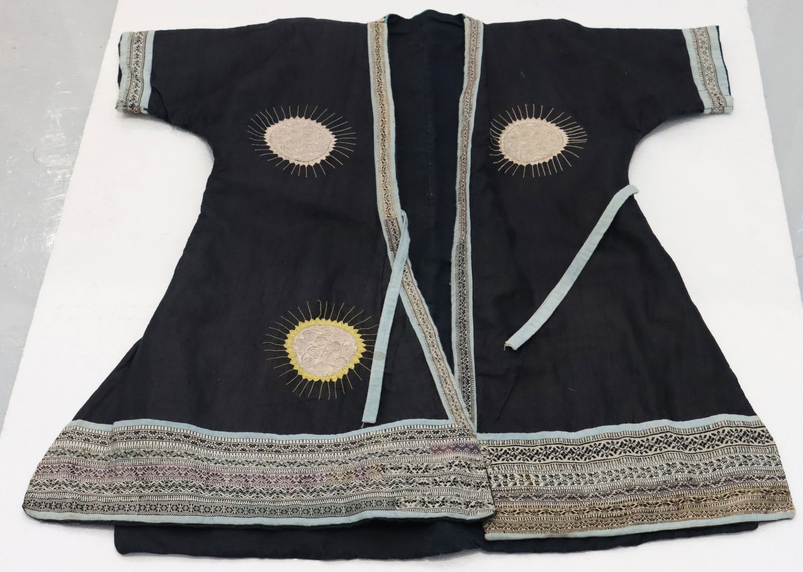 Small Asian Hmong Embroidered jacket - 2