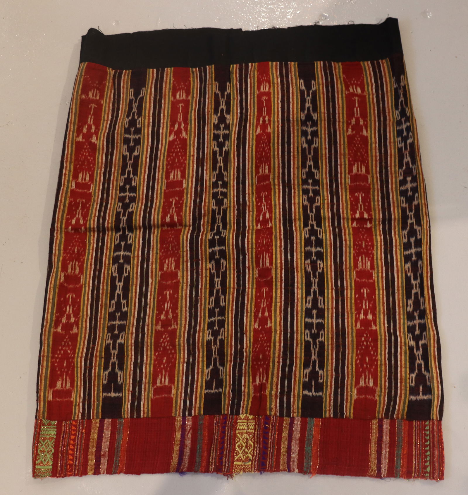 Southeast Asian Ikat Tai Lue Handwoven Skirt - 2