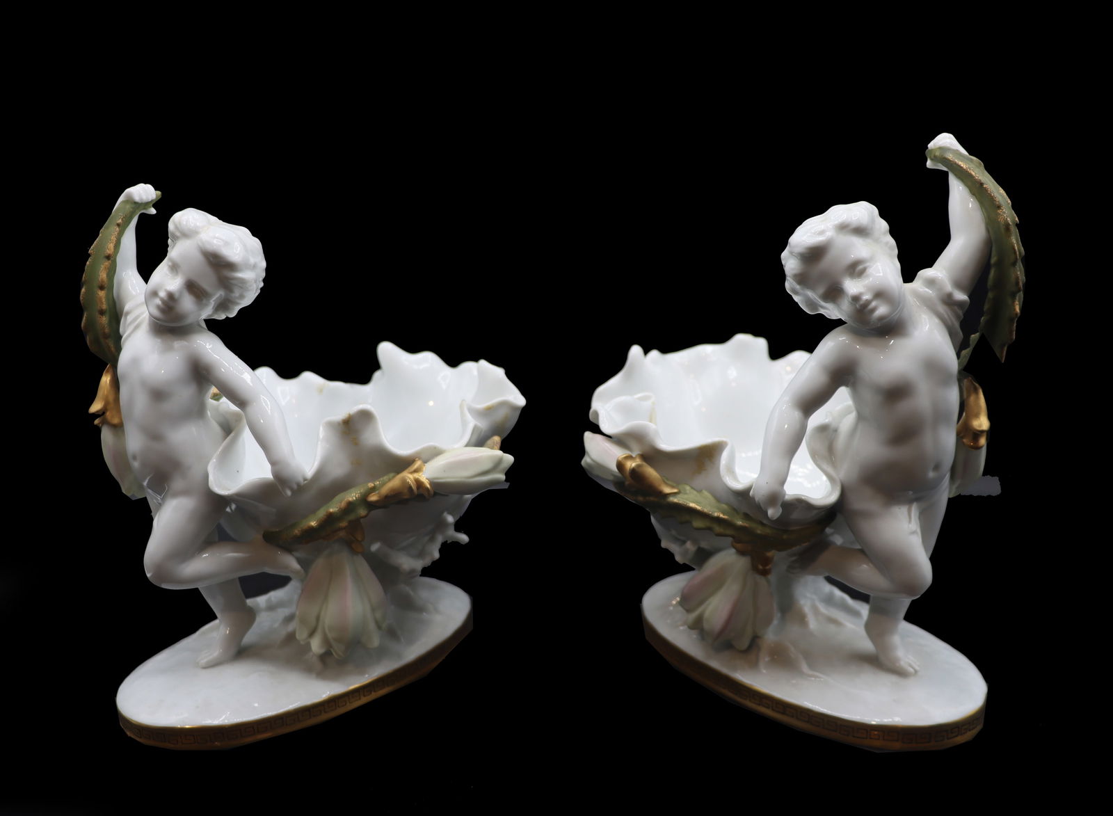 (2) Spanish Andrea Sadek Cherub Porcelain Nut Bowls (1 of 18)