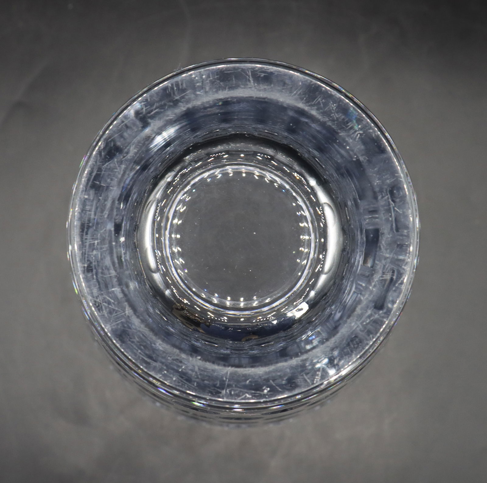 Tall Bubble Pattern Crystal Vase - 15