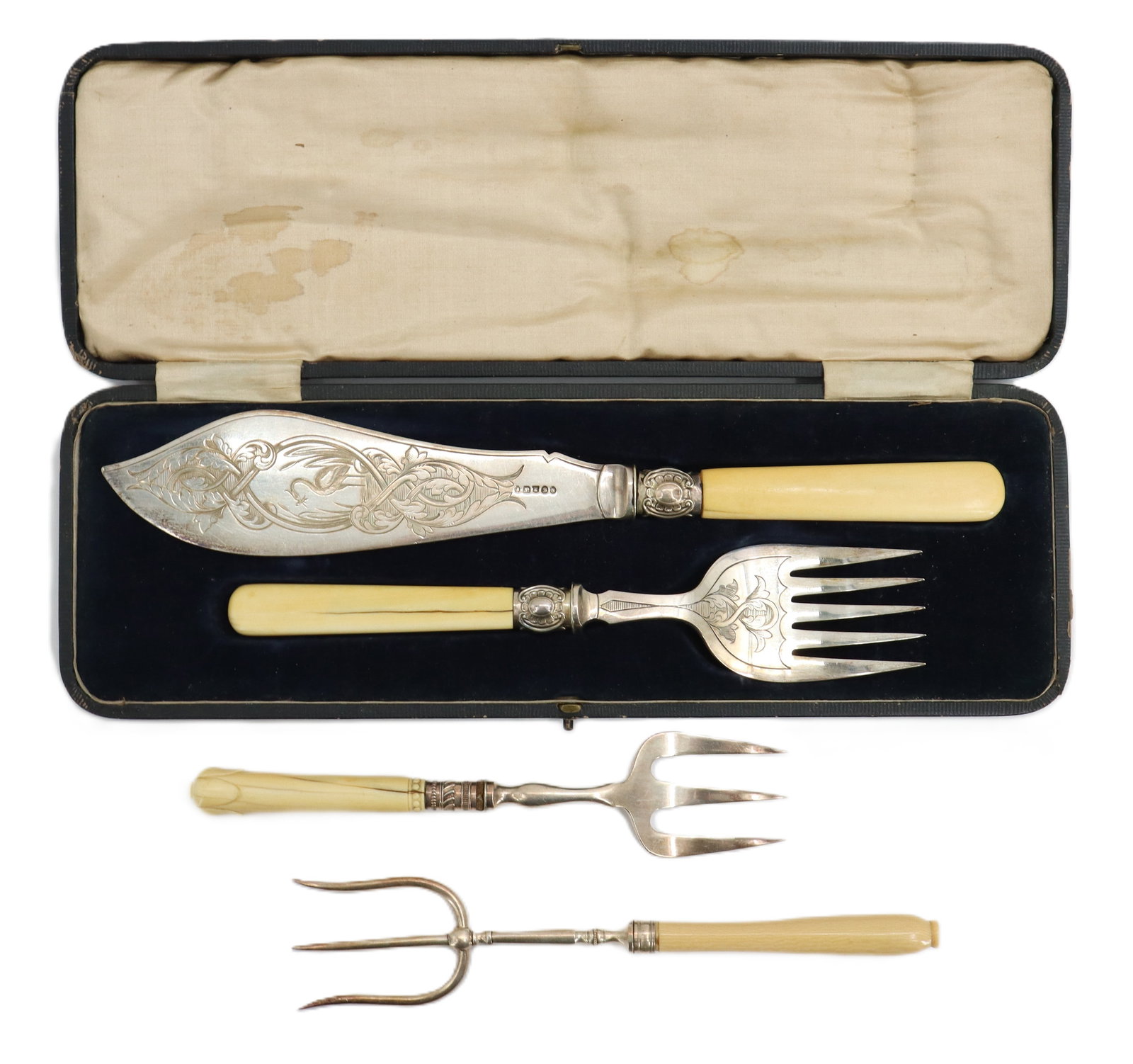English Sterling Silver and Bone Fish Serving Set with Case (1 of 15)