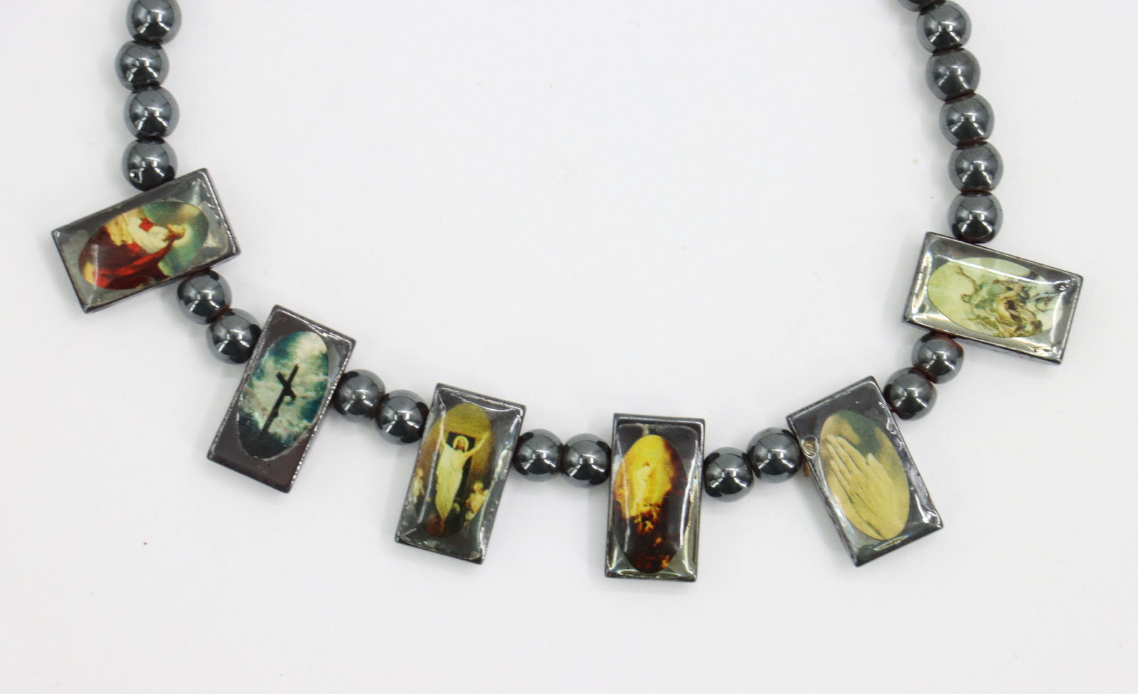 (9) Multi-Style Necklaces - 11