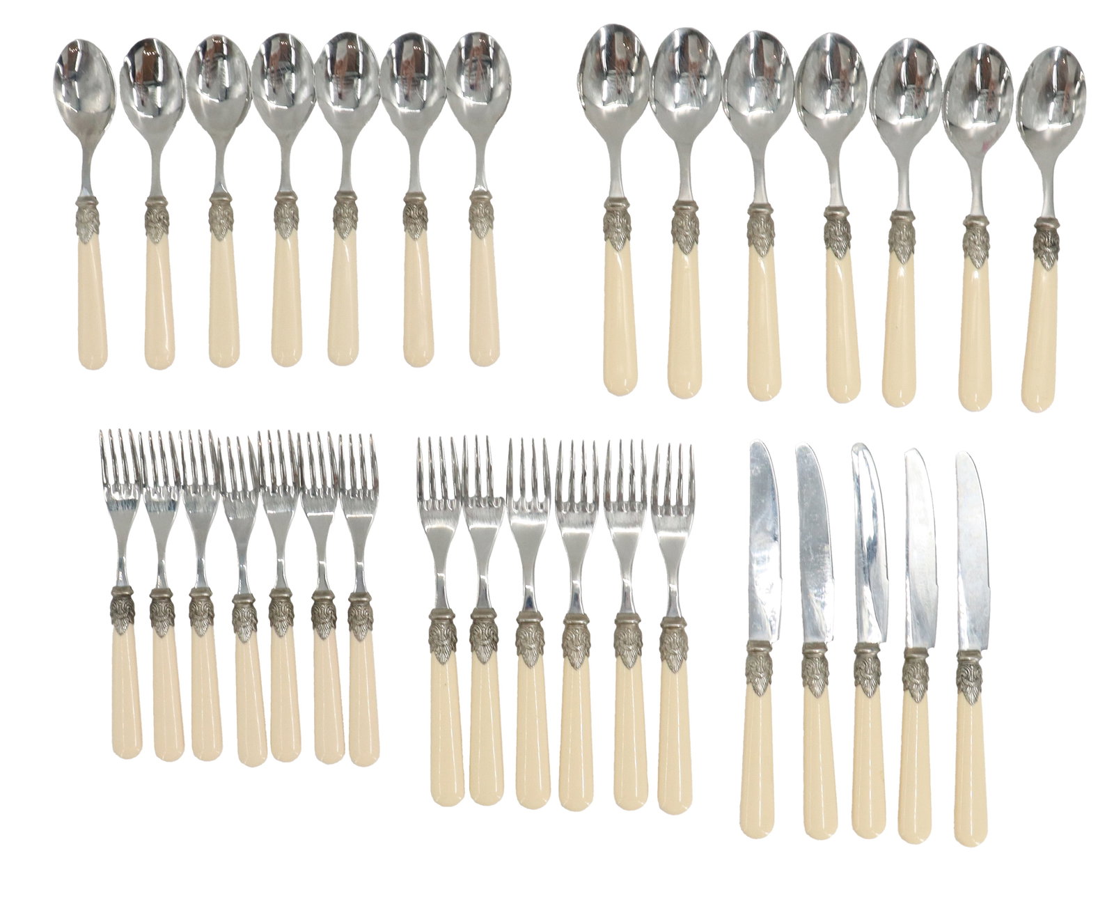 (32) Italian EME 18/10 Napoleon Flatware Set (1 of 17)