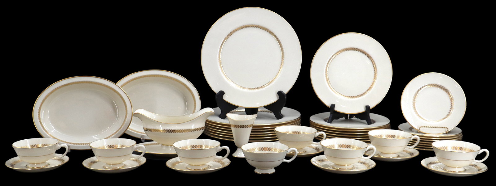 (35) Lenox Bone China Imperial Pattern Seven Person Lunch Set (1 of 20)