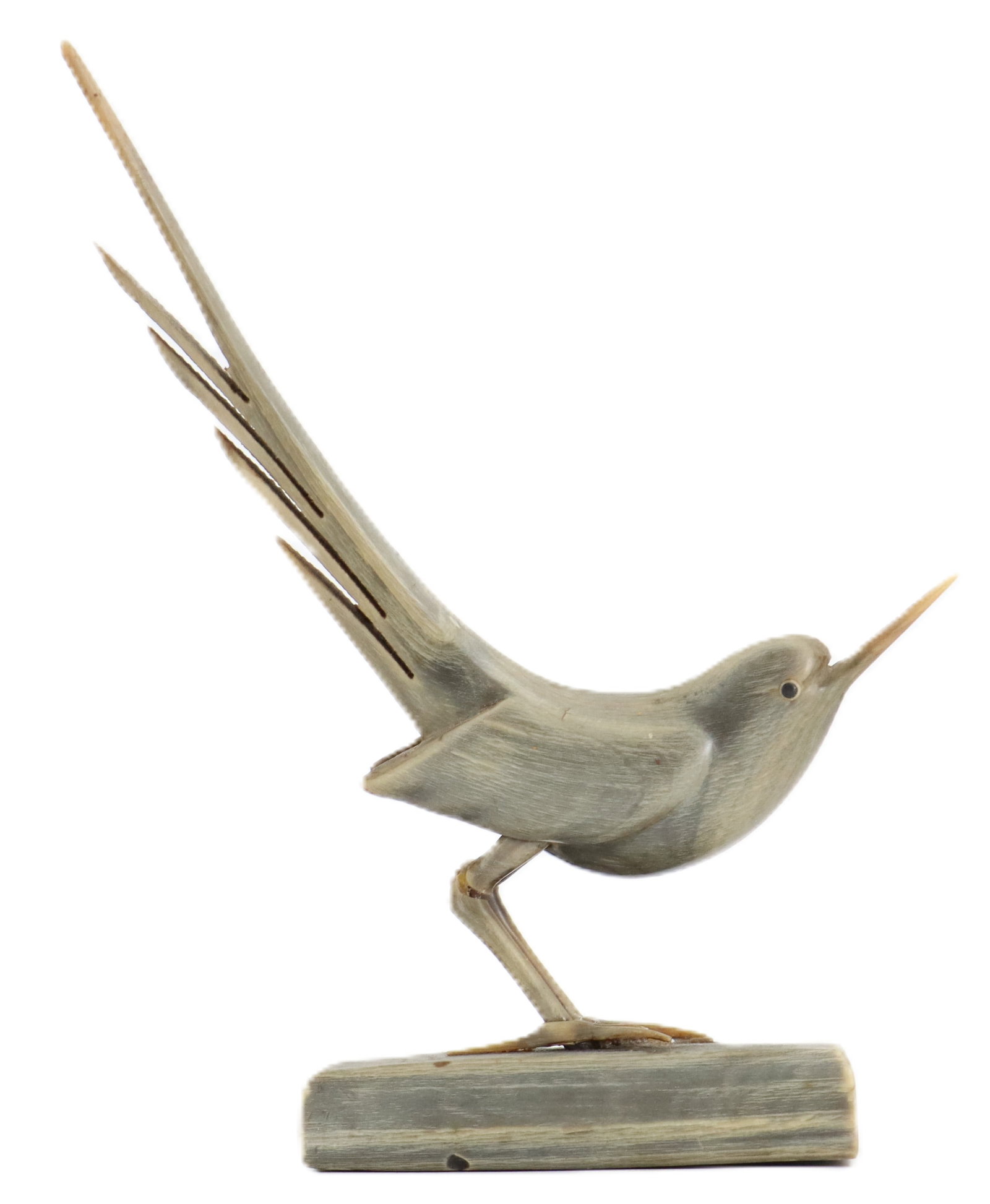 Vintage Carved Horn Sculpture of a Bird: Vintage Carved Horn Sculpture of a Bird. on a horn base. Size: 2 x 5 x 8 in.