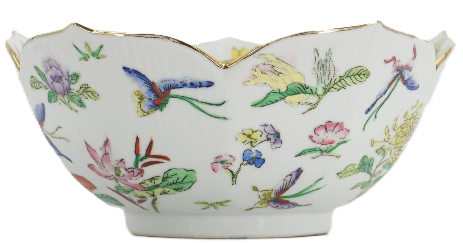 Chinese Porcelain Famille Vert Bowl: Chinese Porcelain Famille Vert Bowl. Marked on the base. Size: 4 3/8 x 9 1/2 in. 