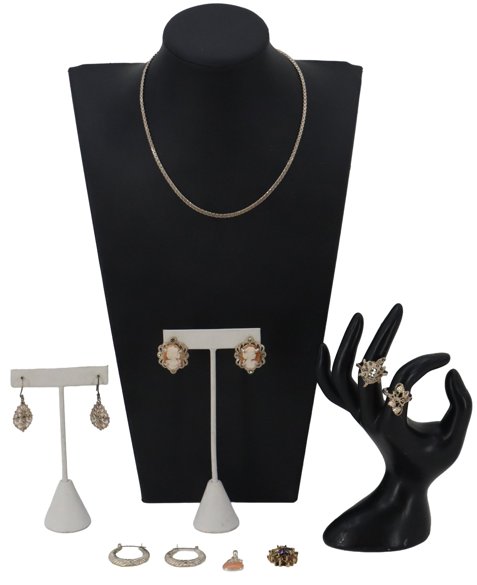 (11) Piece Assorted Sterling Silver Jewelry - Gross 1.405 ozt.: (11) Piece Assorted Sterling Silver Jewelry - Gross 1.405 ozt.. Lot comprised of classic flat-link chain necklace, a pair of shell cameo screw-back or clip earrings, a pair of detailed filig